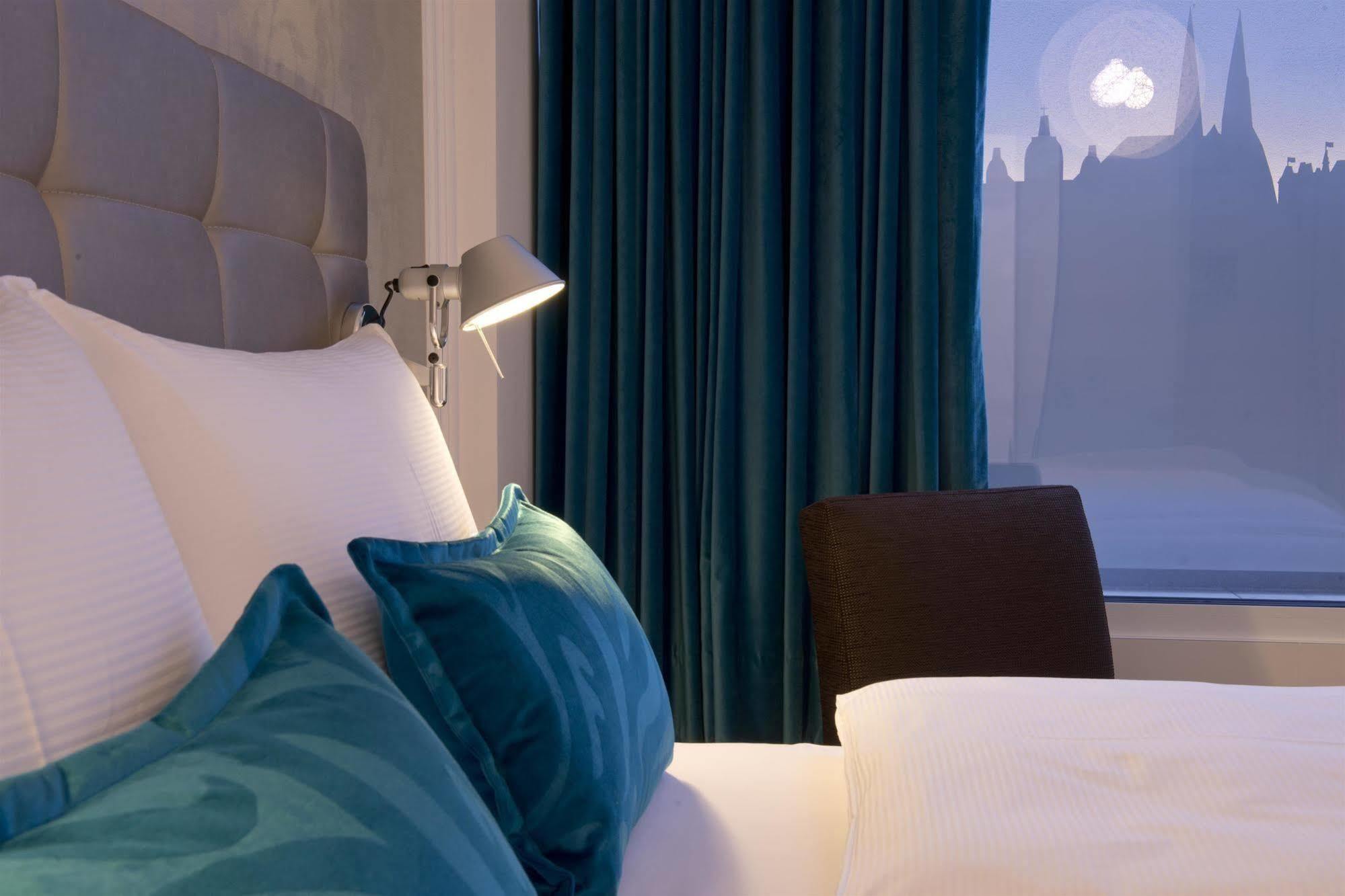 Motel One Wien-Staatsoper מראה חיצוני תמונה